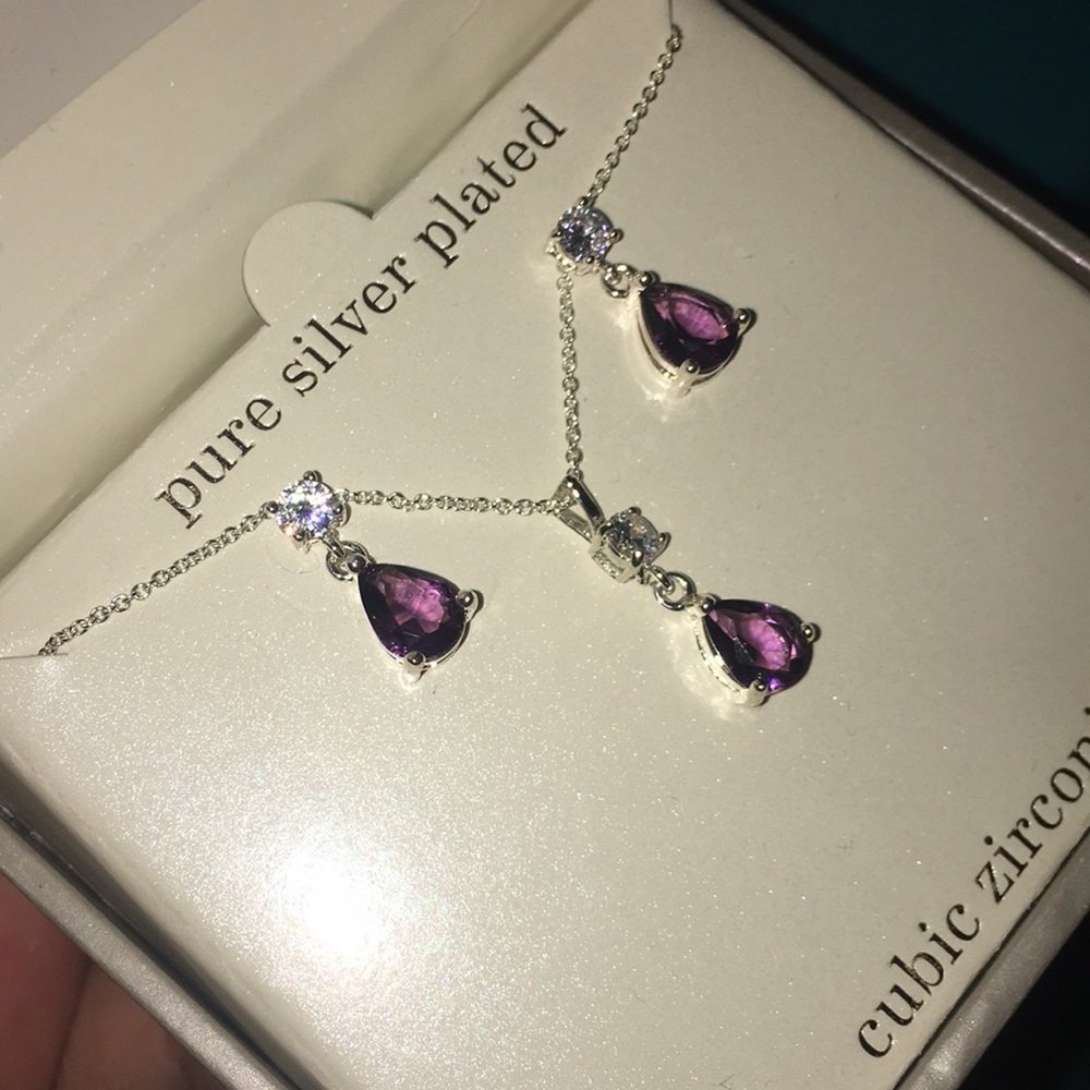 Teardrop Pendant Necklace & Earring Set